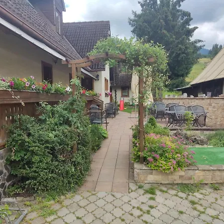 Penzión pre hostí Lestiny 3*