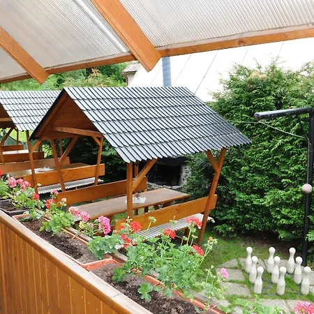 Penzión pre hostí Lestiny 3*